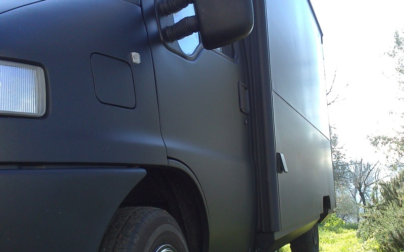 Allestimento e restauro veicoli speciali dedicati alla ristorazione mobile. Furgoni per street food festival. vendita allestimento restauro assistenza veicoli speciali usati auto classiche autonegozio ristorazione panini furgone ducato sprinter transit street food truck streetfood foodtruck ambulante festival roma 